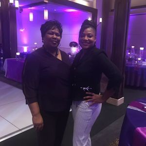 Meet your Posher, Decorations